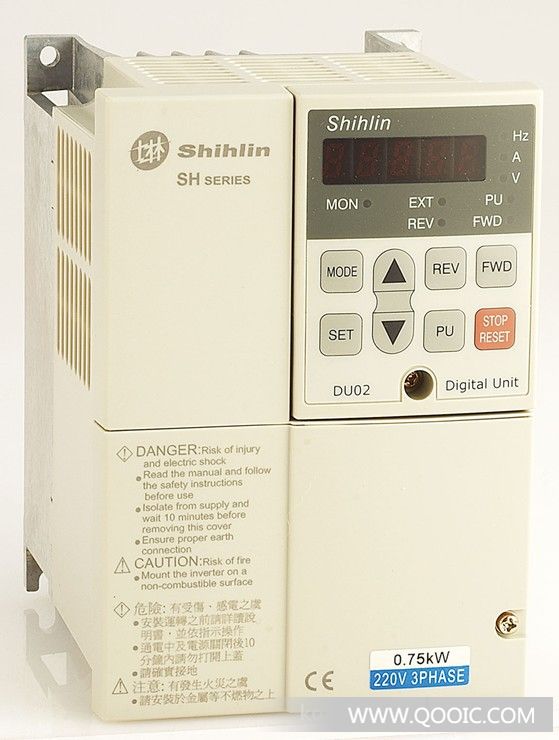 详情请咨询:0769-23092563 23092562 82035990 87869815 87935680 士林SE系列变频器: SE021-0.2KW~2.2KW (220V单相) SE023-0.2KW~7.5KW (220V三相) SE043-0.4KW~11KW (380V三相) 产品特色: 简单矢量控制,低速时具有高输出转矩 软件升级方便,能够满足客户特殊需求 操作器附有频率设定电位器,可方便外拉 自动调整 迅速适应马达以完整安全性,提供动态性能 输出短路保护,远端控制机能076