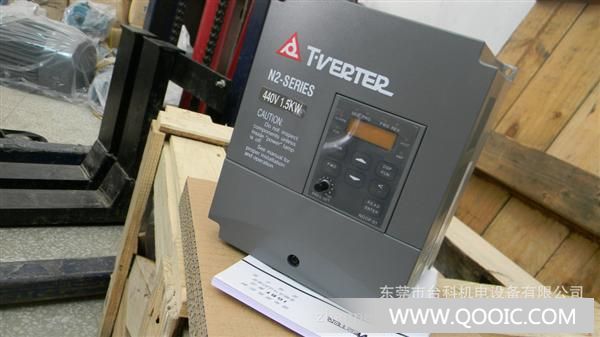 是否提供加工定制 是 类型 变频调速器 输入电压 380 输出电压 380(V) 额定功率功率 1.5(KW) 输入转速 1450(rpm) 输出转速范围 300 适用范围 机械设备 7200MA系列变频器 最大适用马达(HP):1~75HP·输出电源额定输出容量(KVA):2~110KVA额定输出电流(A):4.